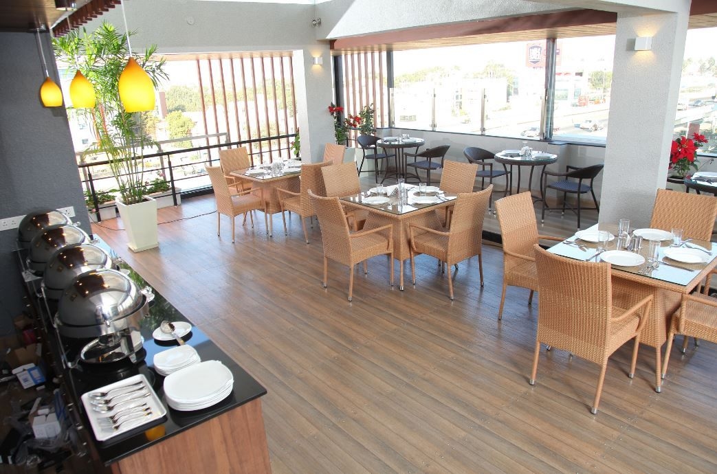 The Pommels Hotel0