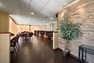 Wyndham Garden Hotel Newark Airport4