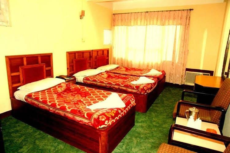 Hotel Kamal0