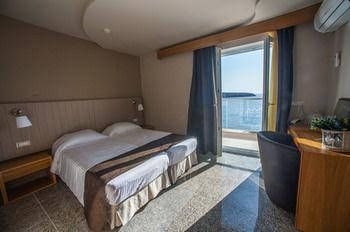 El Greco Hotel0
