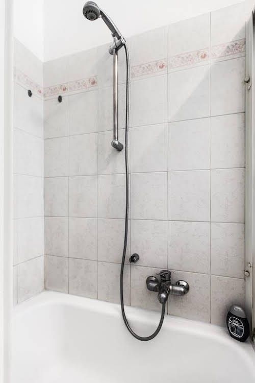 Tajani Apartment0