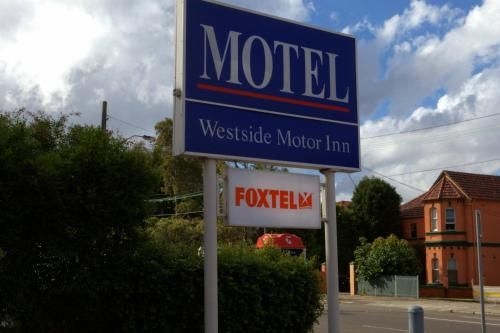 Westside Motor Inn0