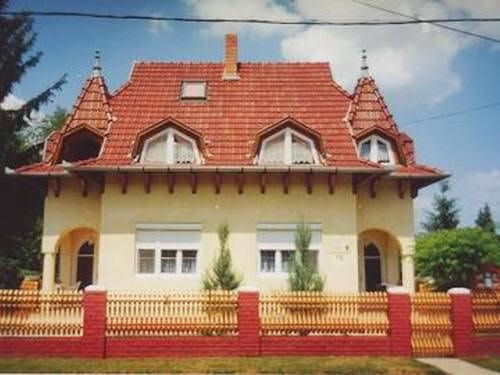 Henrietta Apartmanhaz0