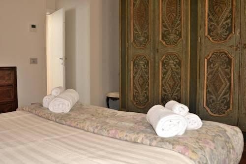 Palazzo Lebrecht0
