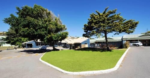 Abrolhos Reef Lodge0