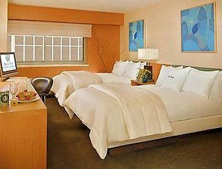 Doubletree Metropolitan by Hilton3