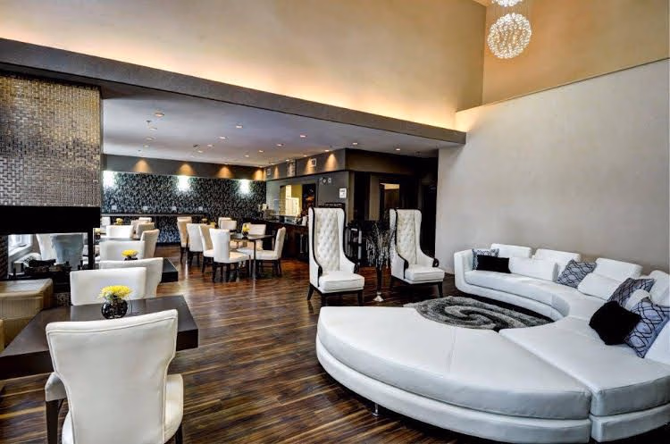 Home Inn & Suites0