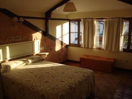 Apartamentos La Guia0