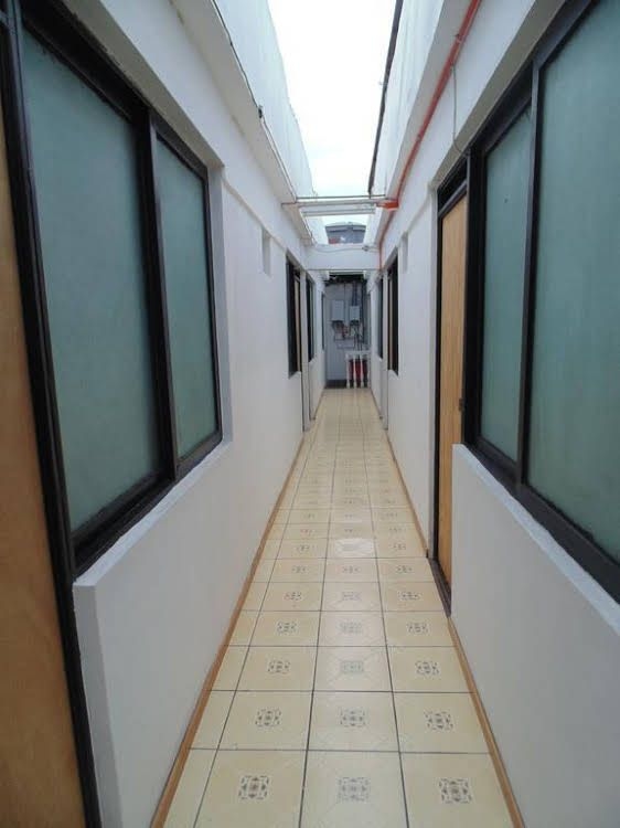 Hostal Santa Ana0