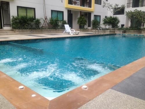 รัชภรณ์ เพลส (Ratchaporn Place)0