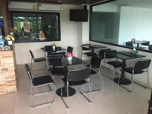 รัชภรณ์ เพลส (Ratchaporn Place)3