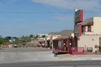 Desert View Inn0