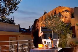 Ava Hotel & Suites3