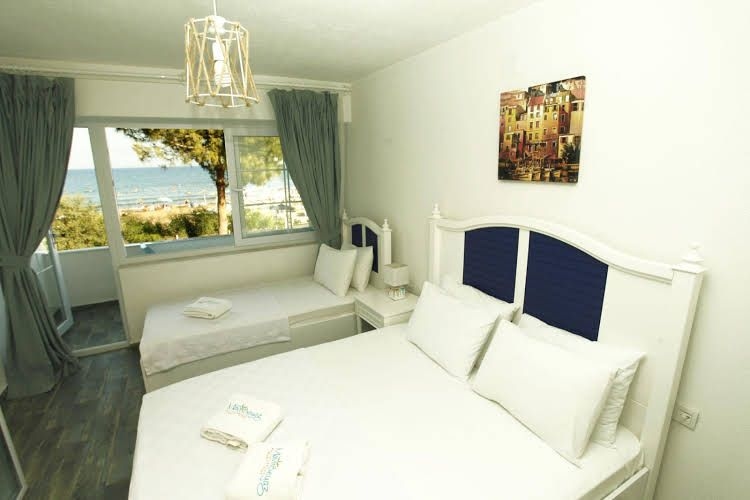 Mavibeyaz Hotel&Beach Club0