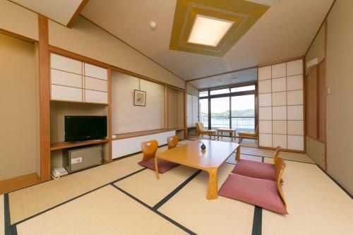 โฮเทล อุระชิมะ (Hotel Urashima)3