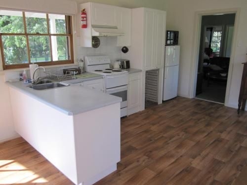 Sutton Forest Cottage4