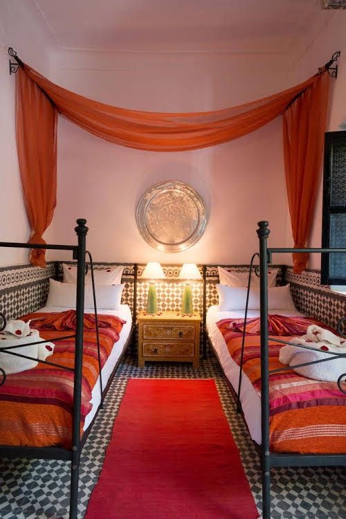 Riad Lhena0