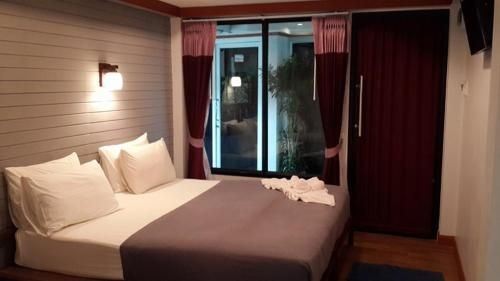 โรงแรมสินสมุทร เกาะเสม็ด (Sinsamut Hotel Koh Samed)0