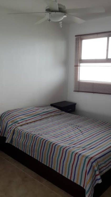 Condominio Torre Marina0