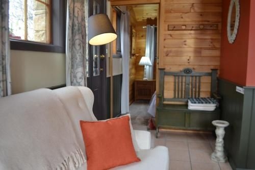 Mulberry Cottage Unique B&B Accommodation (Mulberry Cottage B&B)2