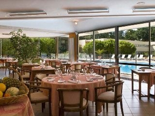Park Inn Orange0