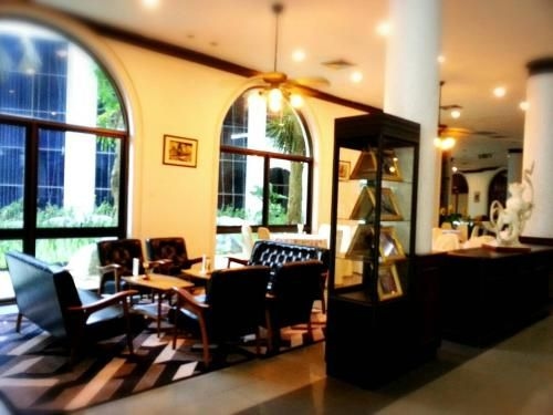 โรงแรมรอยัล ไดมอนด์ (Royal Diamond Hotel)1
