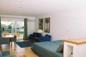 Studio w/pool view Sleeps 2 - AVA 11691