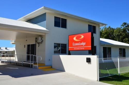 Econo Lodge Beachside0