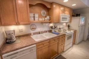Forest Pines - 3 BR Condo - LTA 80700