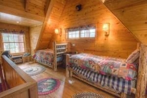 South Lake Tahoe - 4 BR Home Private Hot Tub - LTA 80860