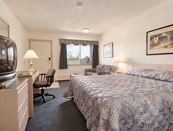 Super 8 Motel - Stettler0