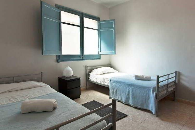 Hostal Pillow One0
