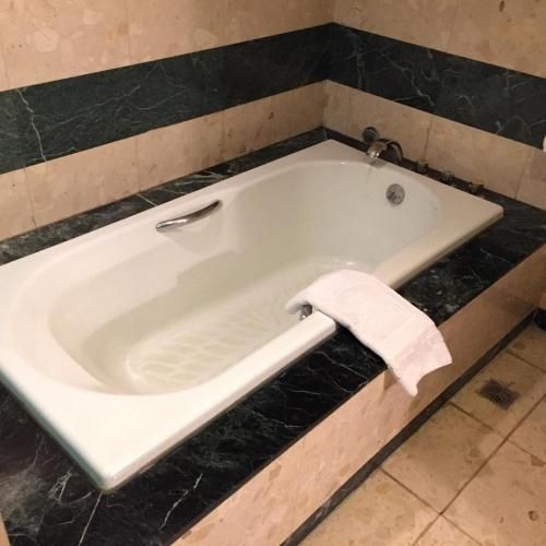 Legend Hotel4