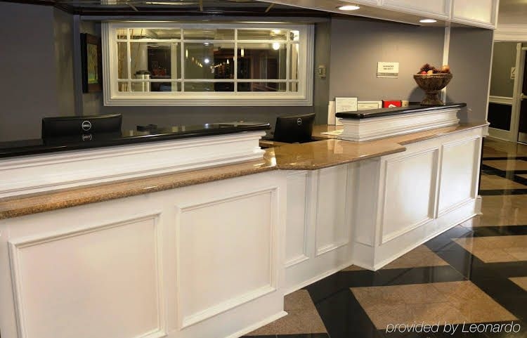 Clarion Hotel0