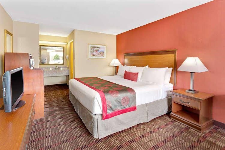Ramada Limited Baltimore0
