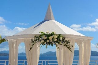 Sugar Bay Resort & Spa4
