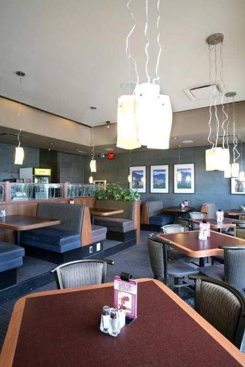 SANDMAN HOTEL CALGARY WEST0