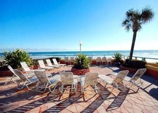 Lexington Inn & Suites1