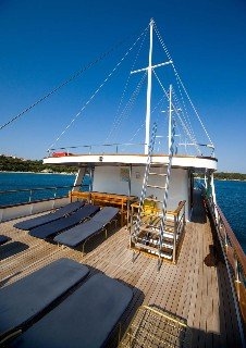 Cruise from Trogir on M/S Otac Nikola4