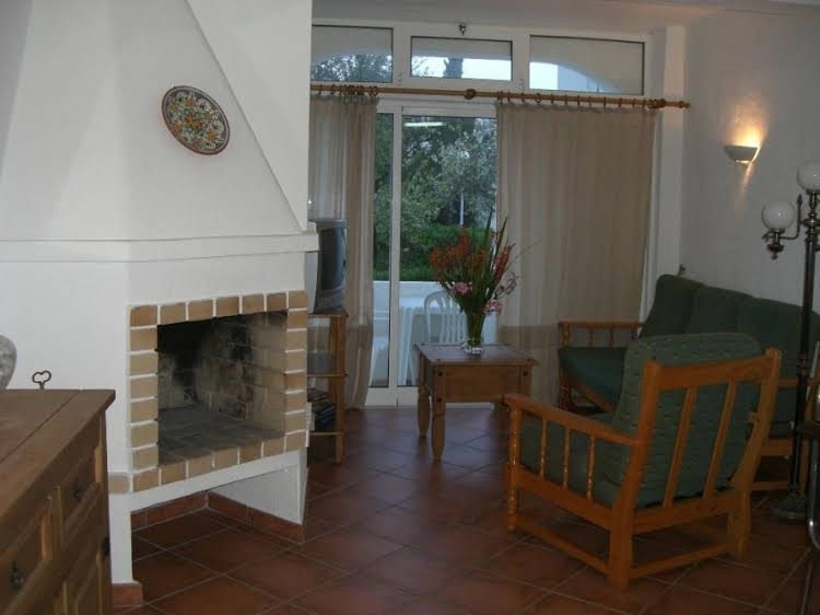 Vila Senhora Da Rocha0