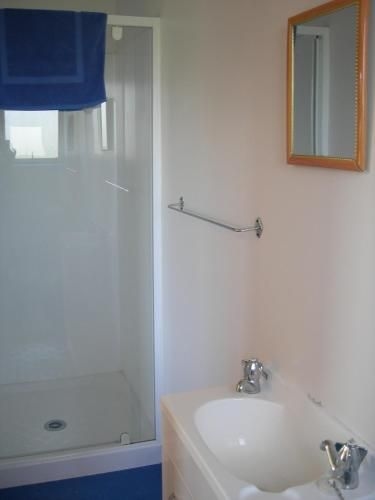 White Elephant Accomodation (White Elephant Backpackers)4