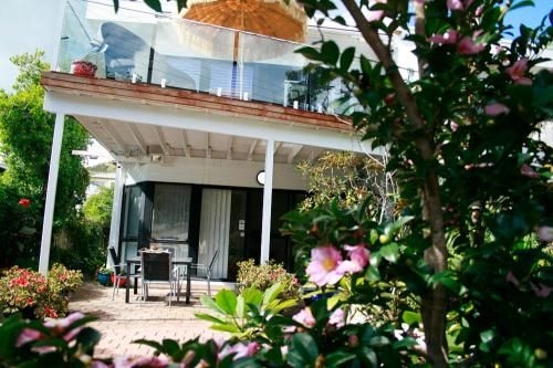 Corlette Retreat0