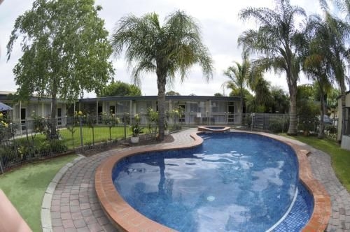 Warrina Motor Inn0