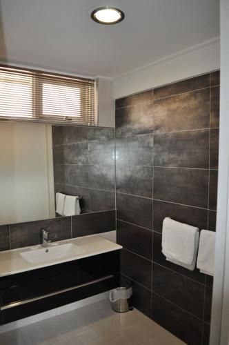 Brougham Arms Hotel1