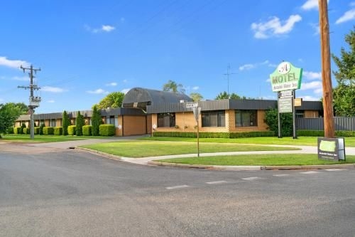 Avondel Motor Inn0