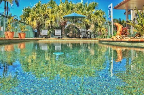 ซานตาเฟ่ โมเทล และยูนิตพักตากอากาศ (Santa Fe Motel and Holiday Units)0