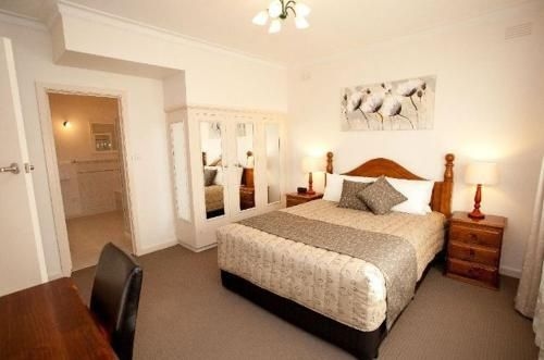 Connells Motel & Serviced Apartments4