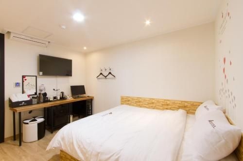 โรงแรมอารา (Hotel Ara)4