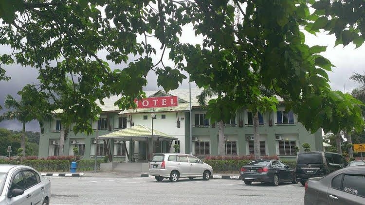 Highway Hotels - Bukit Merah0