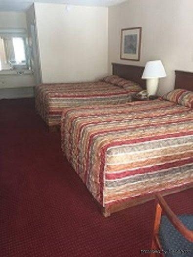 Extend A Suites Brunswick0